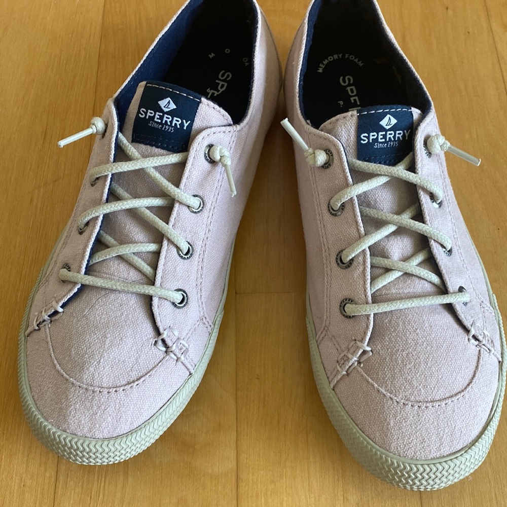 Sperry women’s shoes sz 8
